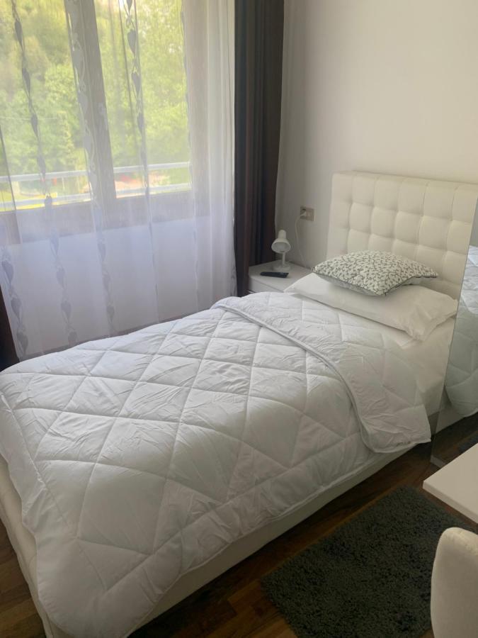 Albergo Al Lago Anfo Buitenkant foto
