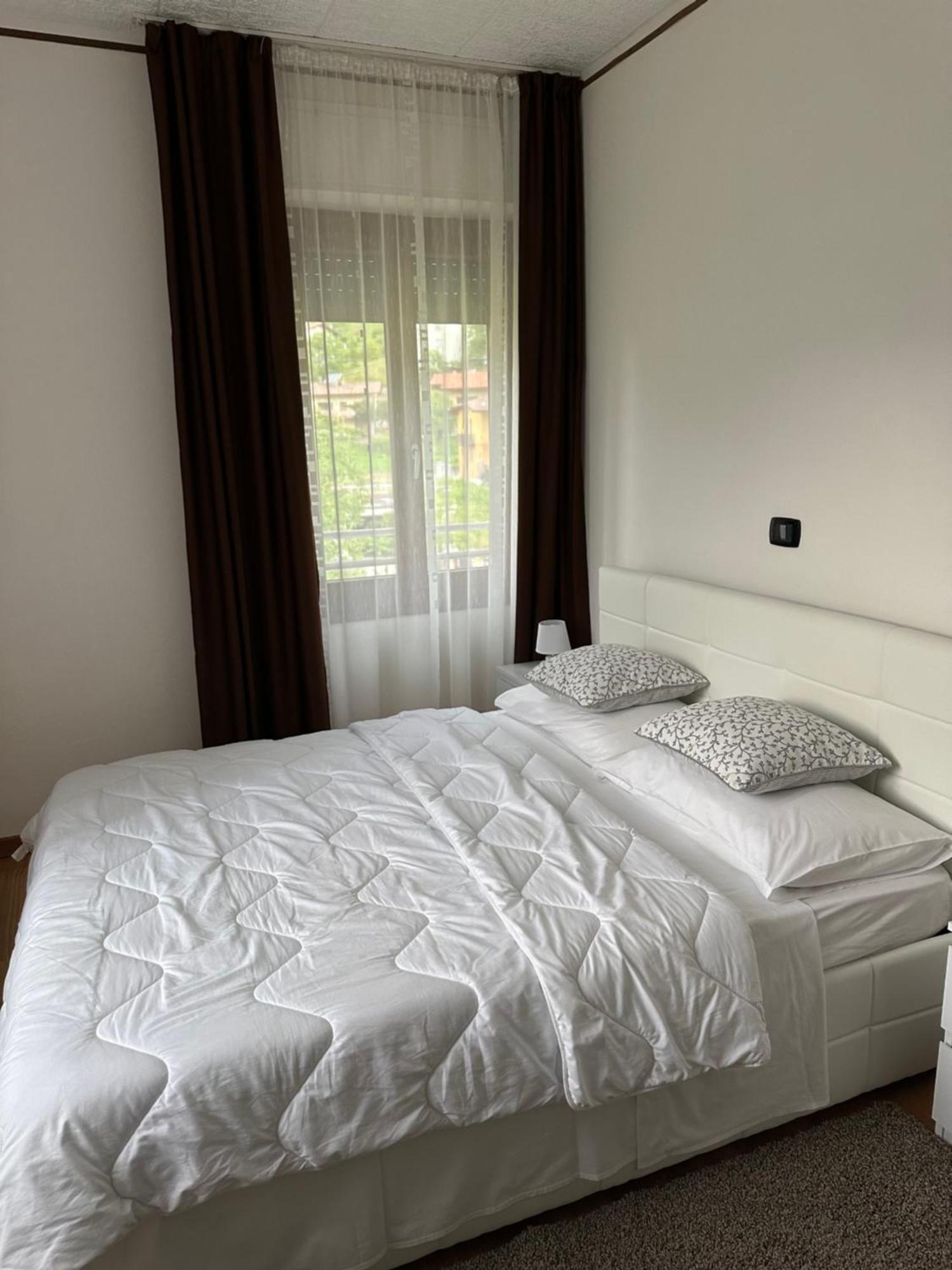 Albergo Al Lago Anfo Buitenkant foto