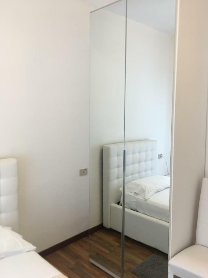 Albergo Al Lago Anfo Buitenkant foto