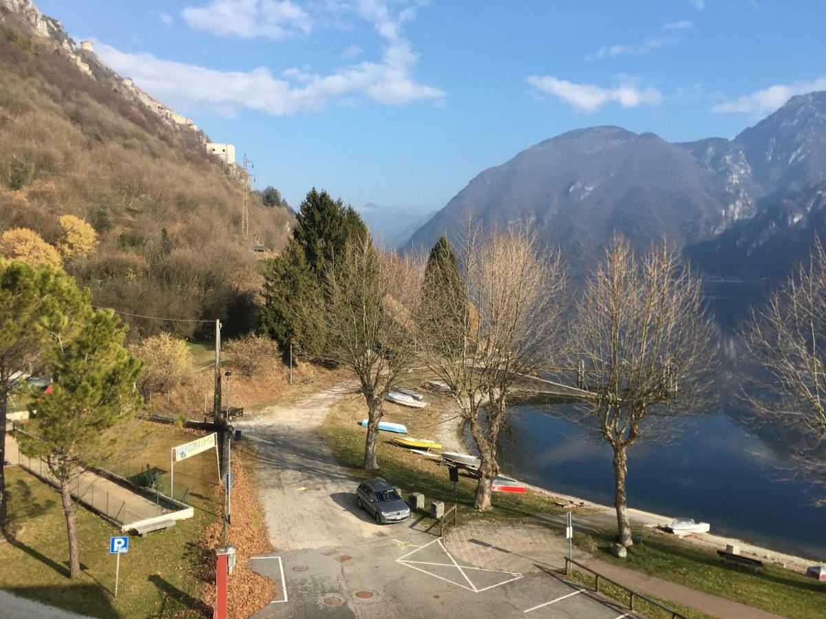 Albergo Al Lago Anfo Buitenkant foto